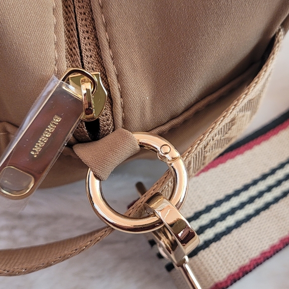 Burberry bag - Picture 11 of 16